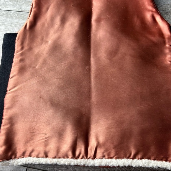 Vintage Handmade Genuine Sherpa Patchwork Vest - Picture 15 of 16